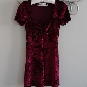 Urban Outfitters puff sleeve velvet dress